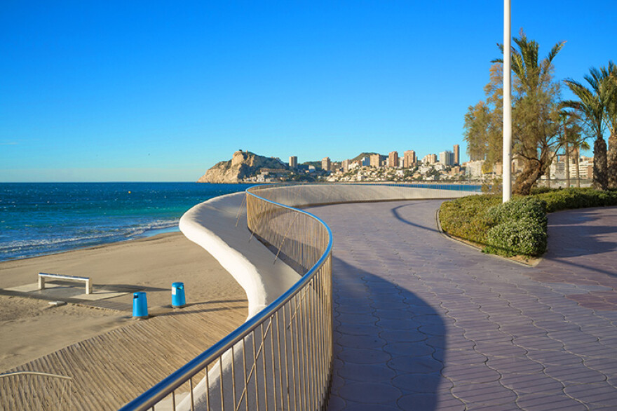 Promenada w Benidorm